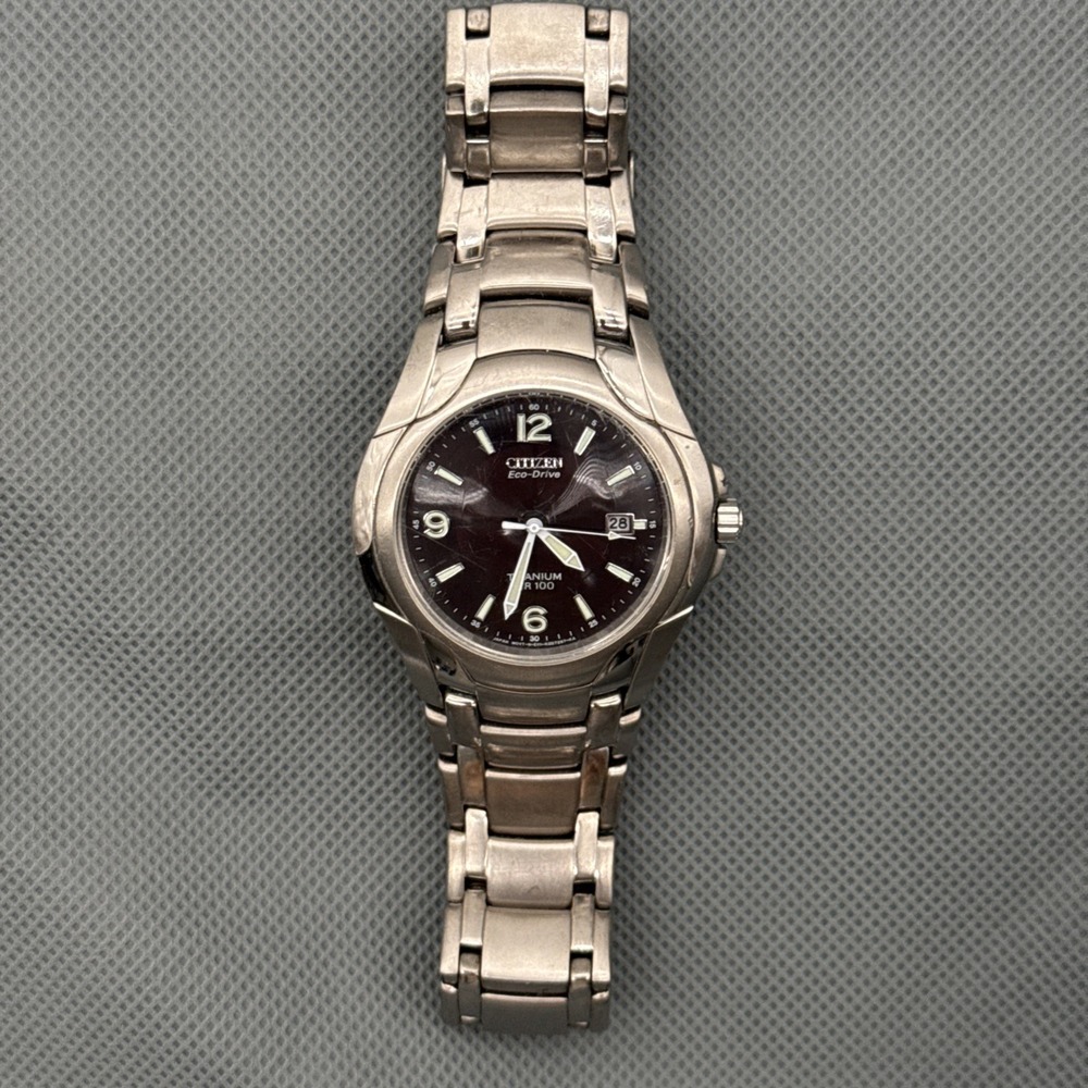 Citizen Eco-Drive Titanium E111 Solar Men's Japan Watch New Orig Battery Cell